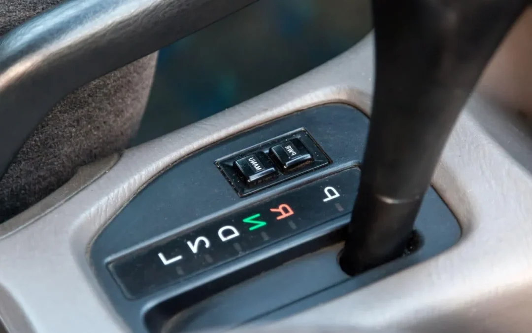 Boîte auto ou manuelle en montagne : quelle transmission choisir pour affronter la route ?