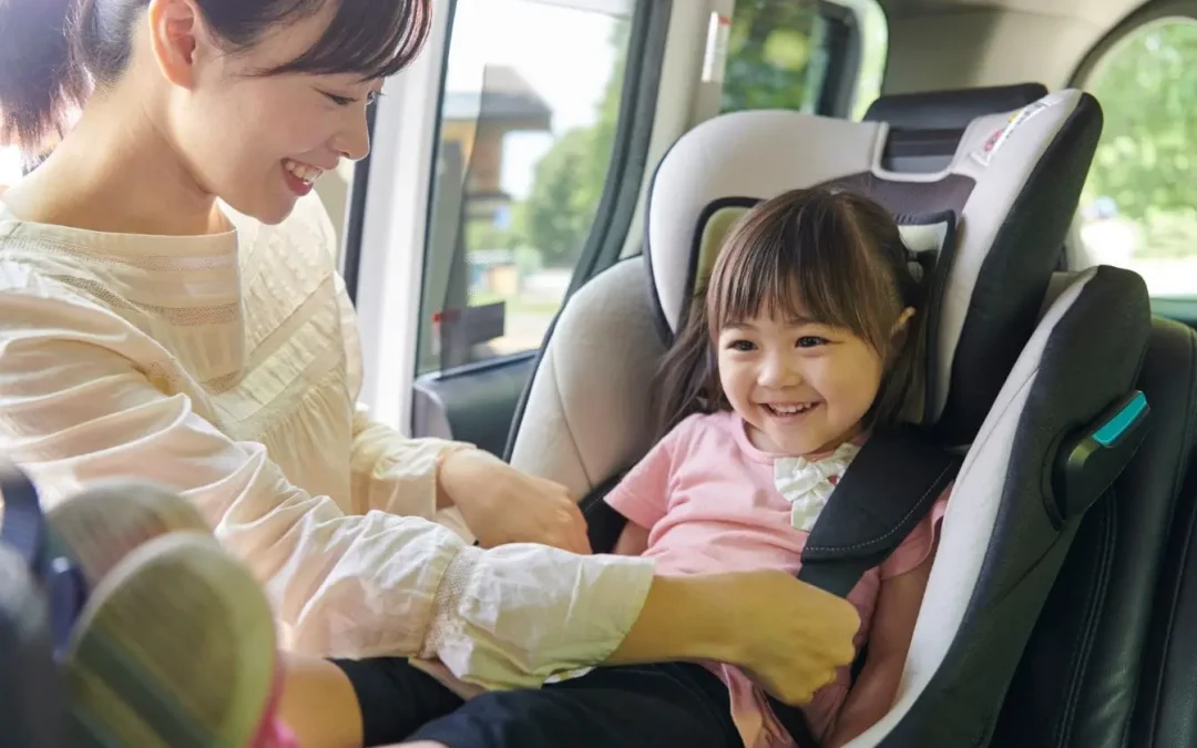 Rehausseur siège auto : jusqu’à quel âge ou quelle taille est-il obligatoire ?