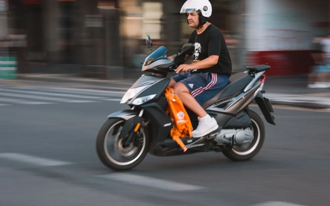 Permis AM : conditions, formation et coût pour conduire un cyclomoteur en 2026