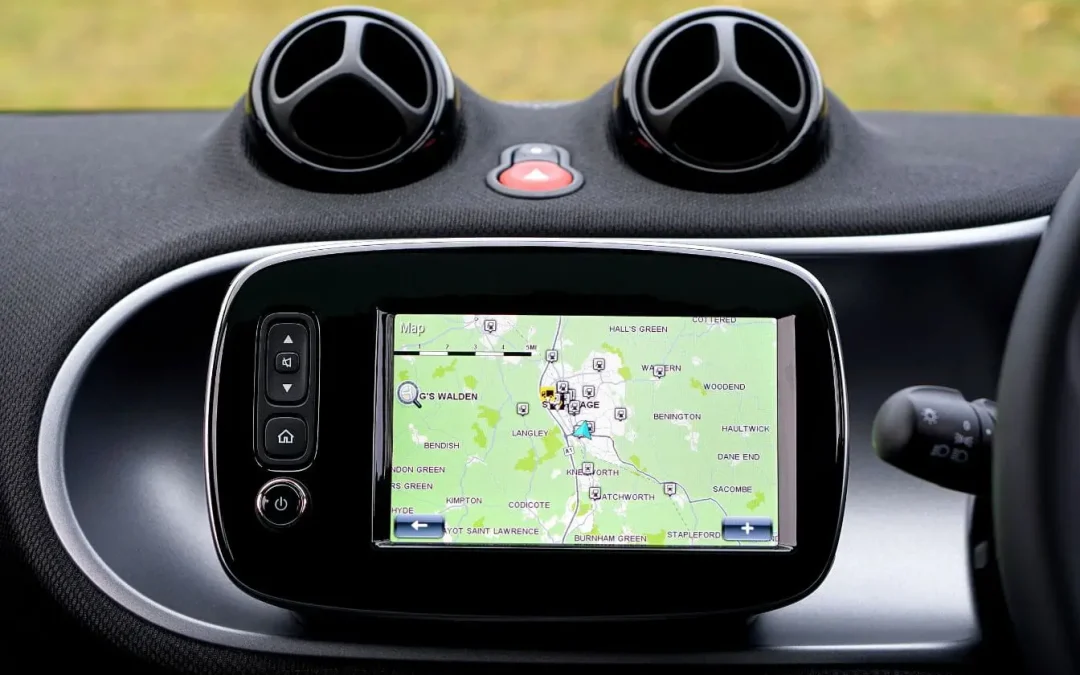 Traceur GPS pour voiture : ce que dit la loi sur l&rsquo;installation et l&rsquo;usage