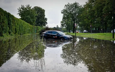 Catastrophe naturelle et voiture inondée : que faire ? Les bons réflexes
